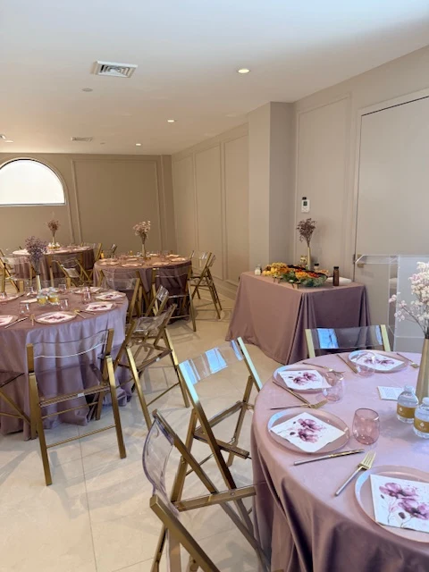 Brunches at the mikvah, with special programs and lectures on Taharah