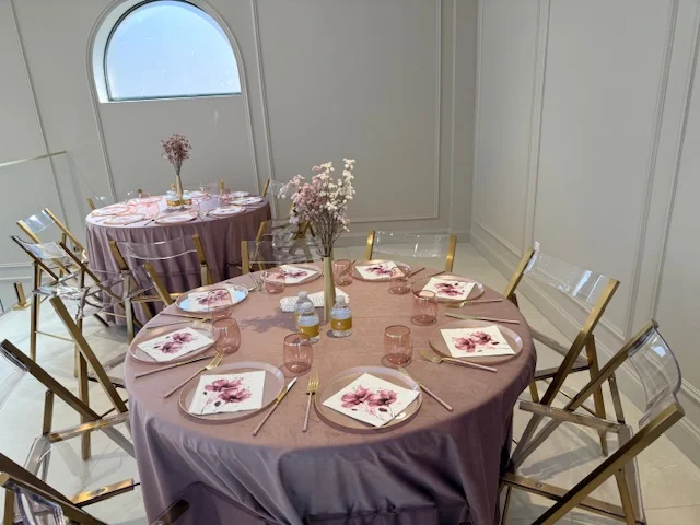 Brunches at the mikvah, with special programs and lectures on Taharah